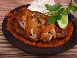 resep masakan ayam - ayam-goreng penyet khas surabaya