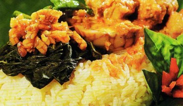 Resep Cara membuat Nasi Bakar Ayam Pedas Banget dan enak